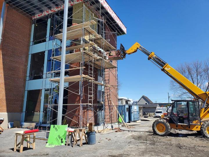 Nous construisons des ouvrages en briques avec professionnalisme et rigueur